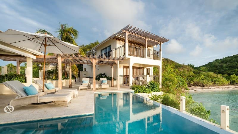 Blue Waters Resort and Spa