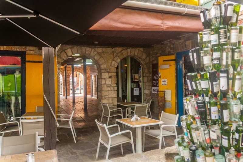C&C Wine House