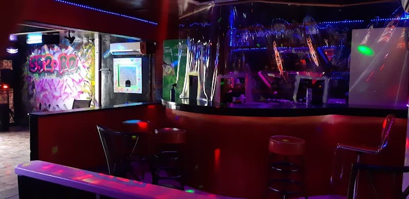 CAR WASH BAR