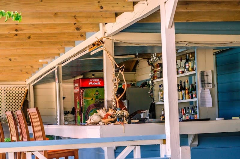 Ffryes Beach Bar/ Dennis Restaurant