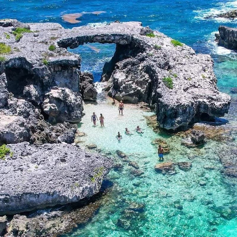 Hells Gate Island