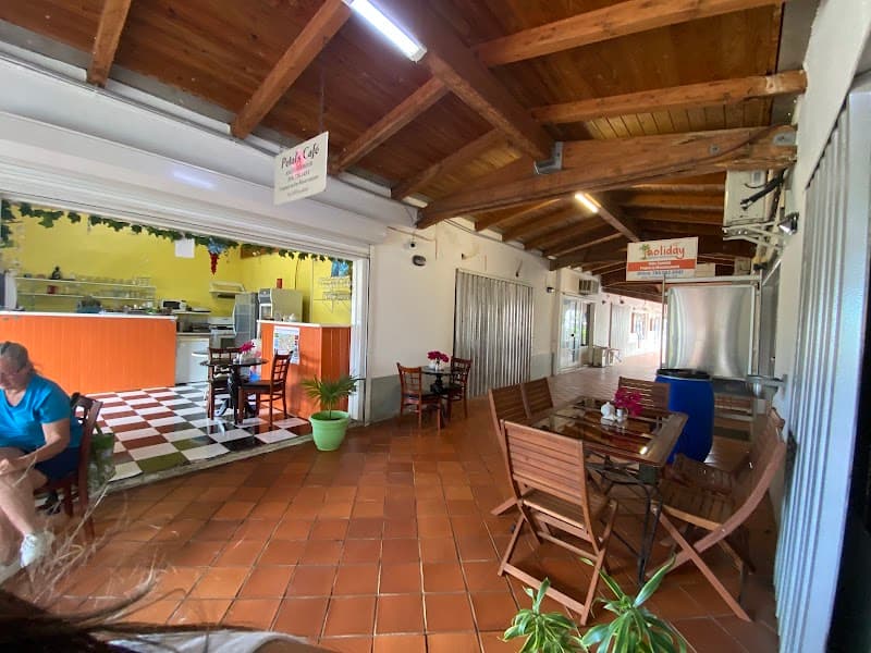 Petal's Cafe