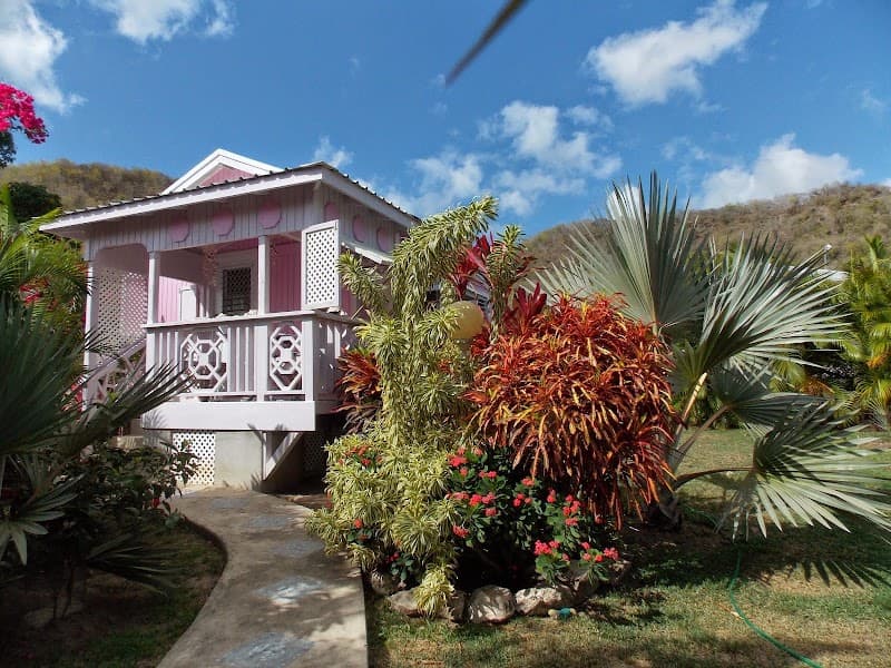 Pinkshack Studio Cottage