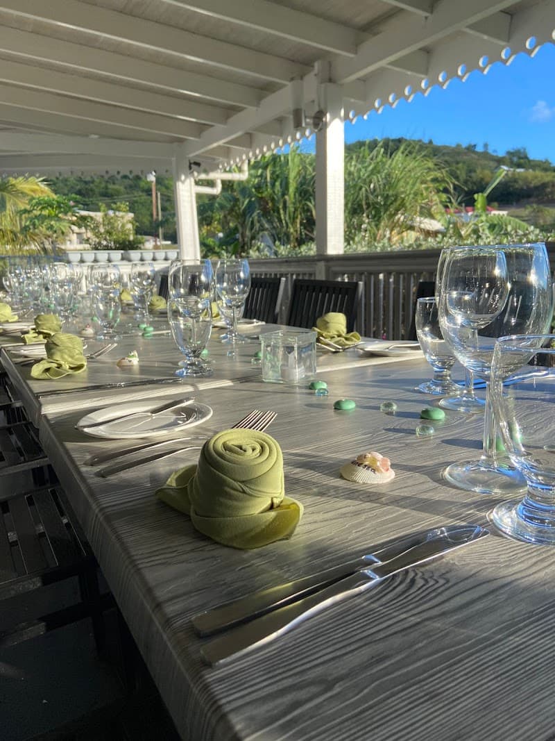 The Fox House Bar & Restaurant